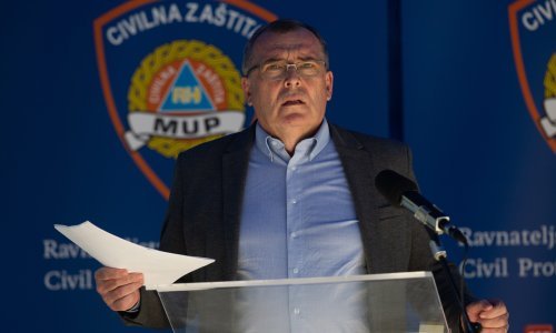 Capak: Vjerojatno ćemo morati nositi maske; predložena je hrpa mjera popuštanja