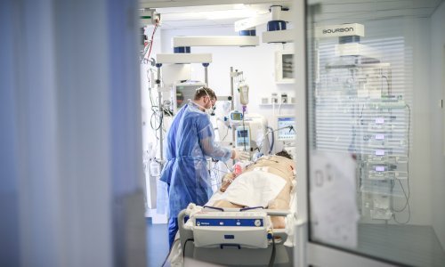 Hrvatska se sprema na liječenje zaraženih krvnom plazmom onih koji su preboljeli koronavirus