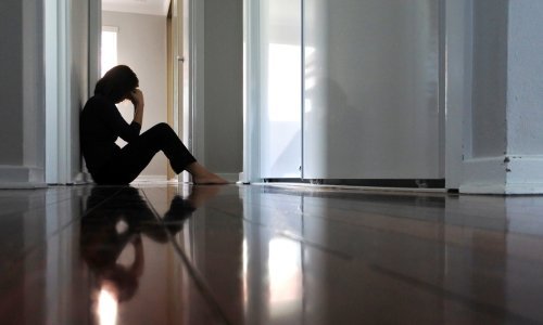 Zabrinjavajući porast depresije i anksioznosti: S produljenjem karantene raste potreba za nadzorom mentalnog zdravlja