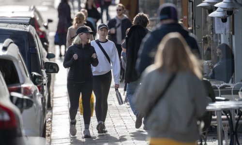 U Švedskoj više od 2000 umrlih od koronavirusa