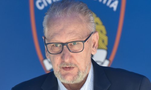 Božinović: Epidemiolozi će napraviti posebne upute koliko ljudi smije u Crkvu, a vidjet ćemo hoće li biti više od 10 djece u razredu