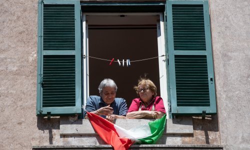 Italija bilježi manju dnevnu smrtnost od Covida-19