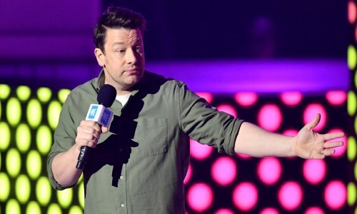 Godinu dana nakon što je doživio bankrot s restoranima, Jamie Oliver razmišlja o skupocjenoj renovaciji svog doma