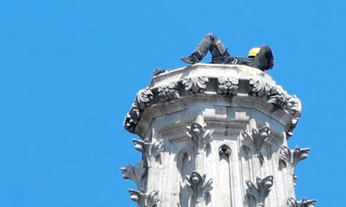Nevjerojatne scene iz Zagreba: Pogledajte kako izgleda odmor na vrhu srušenog tornja katedrale