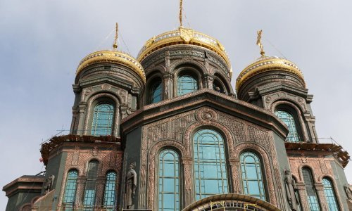 Dovršena katedrala Kristova uskrsnuća s mozaicima Putina i Staljina