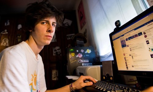 Niste se nikad logirali u Facebook, a ta društvena mreža ima podatke o vama? Moguće je, evo objašnjenja kako i zašto