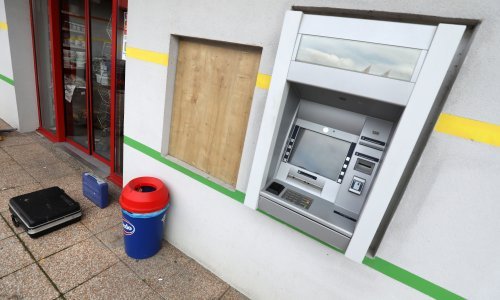Opljačkan bankomat u Bedekovčini; policija traga za pljačkašima