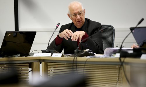 Maštruko: 'Dozvola za vjerske obrede je politička odluka, Stožer podilazi Crkvi'