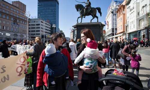 Udruga Roda: Ministarstvo zdravstva zanemaruje potrebe roditelja i djece