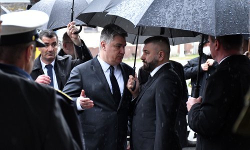 'Upozorili smo ljude iz Ministarstva branitelja i policiju, ali nisu reagirali. Prvi put se u protokolu obilježavanja Bljeska legitimirao pozdrav Za dom spremni'