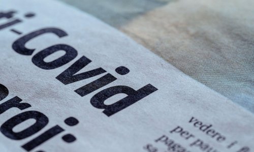 EU upozorio na smanjivanje slobode medija u jeku pandemije: Previše je ljudi izgubilo život zbog svog posla