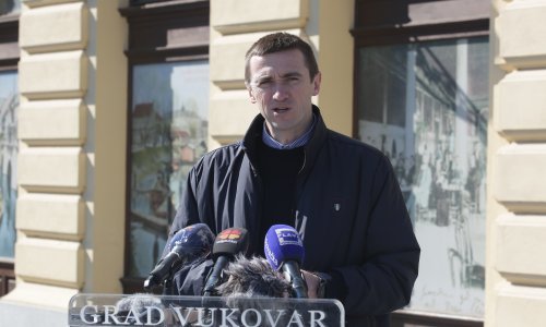 Penava odgovara Plenkoviću: On misli da je izmislio Borovo? Prijetnje tipa 'Lezi dole' više ne vrijede!