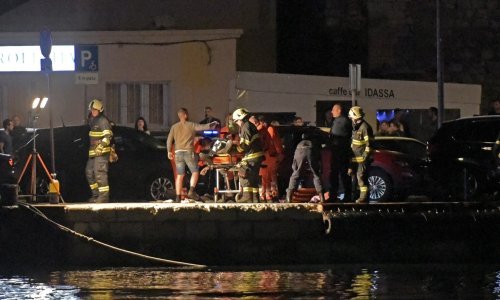 [FOTO/VIDEO] Novi detalji teške nesreće u Zadru u kojoj su smrtno stradala dvojica mladića, liječnik pretpostavlja da su se utopili