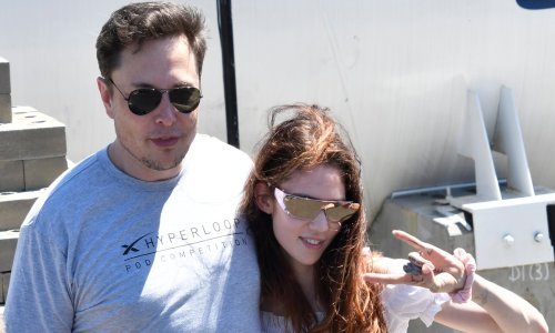 Elon Musk i Grimes promijenili ime svojeg djeteta: 'Puno je bolje s rimskim brojevima'