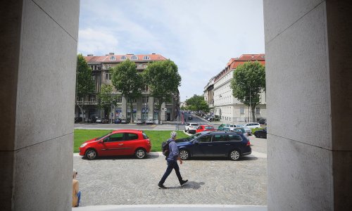 Zgrada HAZU-a na Trgu žrtava fašizma i dalje bez kupca
