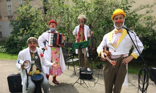 CRVENI NOSOVI klaunovidoktori proslavili svoj Dan smijeha