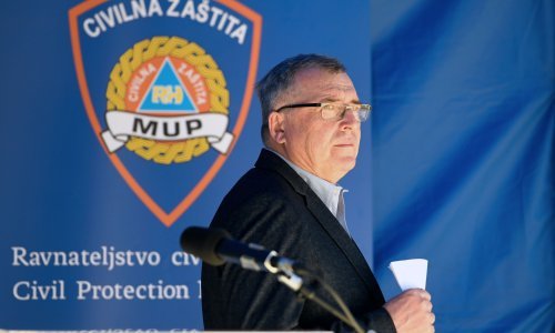 Capak objasnio što se dogodilo na Braču i najavio: Otok bi mogao u karantenu