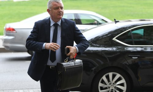 Horvat: Tko isplati dividendu, morat će vratiti novac od mjera