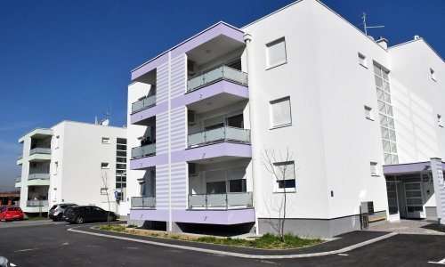 U ožujku izdano 30,4 posto manje građevinskih dozvola nego lani