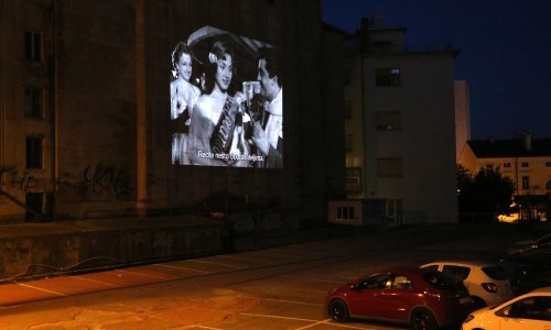 [VIDEO] Nakon dva mjeseca Riječani ponovo uživaju u čarima velikog filmskog platna