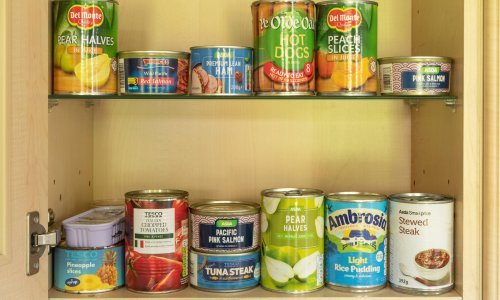 U susjedstvu se širi opasna bolest: Sumnja je pala na sasvim običnu namirnicu