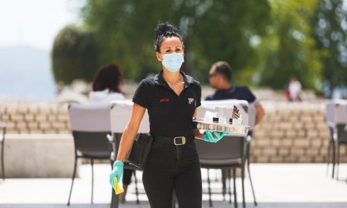 Ukida se ograničenje radnog vremena za kafiće i restorane