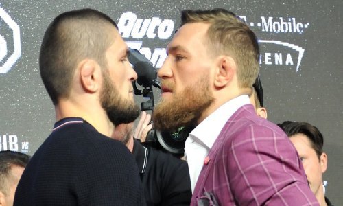 Conor McGregor pljuje, vrijeđa i prijeti: Od tvojih zubi napravit ću ogrlicu, a Khabib je sramota i štakor; prvak mu je odmah spustio