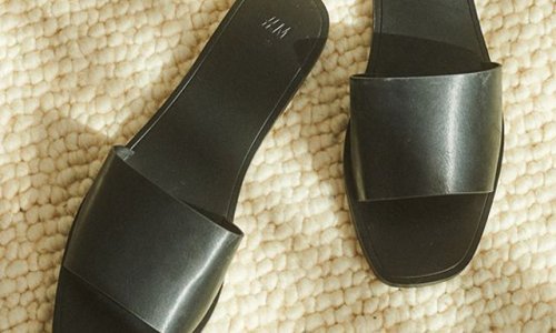 Pronašli smo natikače od svega 150 kuna koje će svaka ljubiteljica minimalističkog stila poželjeti u svojoj garderobi