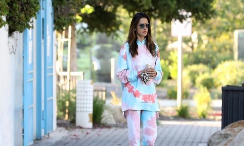 Nemojte bacati odjeću koja vam je dosadila ili ima mrlje, napravite trendi 'tie-dye' uzorak u samo nekoliko jednostavnih koraka