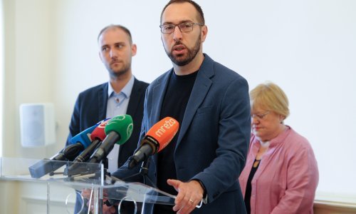 Tomašević: Zagreb u ruševinama, a premijer ispred obnove stavlja interese HDZ-a