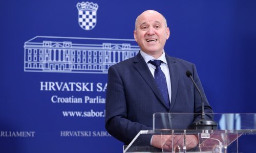 Bačić o datumu izbora i velikoj koaliciji u slučaju drugog vala koronavirusa