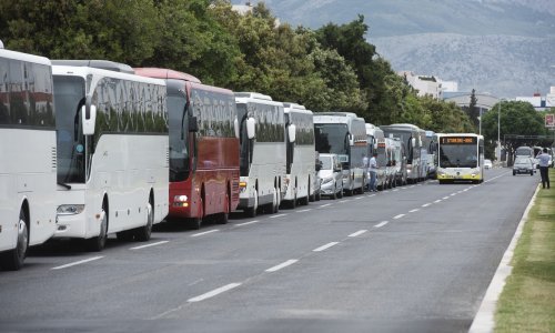 Prijevoznici: Prijete masovni otkazi, ako se ne pronađe rješenje dovozimo stotine autobusa u Zagreb i na Markov trg
