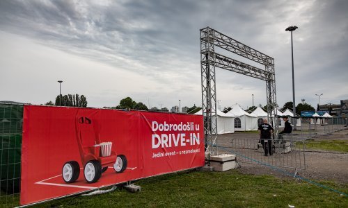 Zbog vjetra odgođena prva projekcija Drive-In Kina na Velesajmu