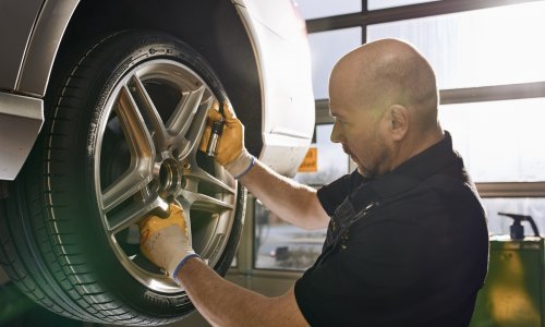 Od danas više ne morate imati zimske gume na automobilu; ipak, nemojte žuriti s promjenom