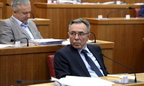 HNS očekuje tri do četiri mandata i nekažnjavanje za pretrčavanje