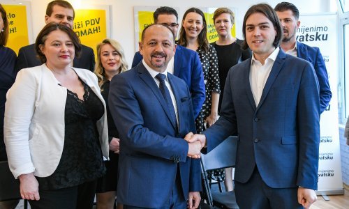 Lovrinović i Sinčić potpisali ugovor o koaliranju i pozvali na okupljanje
