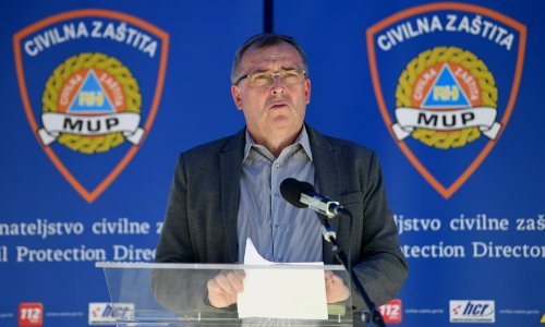 Capak o gužvi u vlakovima i autobusima: Odgovornost nije na epidemiolozima, računamo na svijest građana i vlasnika