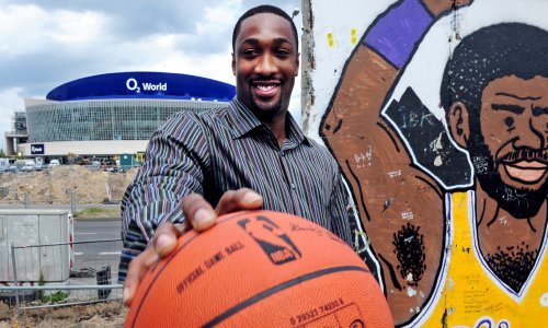 Nevjerojatna priča iz SAD-a; bivša NBA zvijezda pohvalila se velikim dobitkom na lutriji nakon susreta s prosjakom i njegovog savjeta