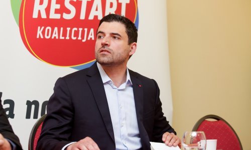 Bernardić o povratku učenika u škole: Tandem Plenković - Divjak se pogubio