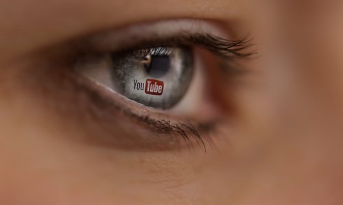 Ne možete se odlijepiti od ekrana? YouTube će vas upozoriti kad je vrijeme za spavanje