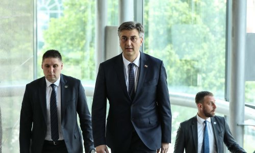 Plenković: Broj županija ostaje isti, moguća reforma općina. Unutar HDZ-a sve pršti od želje za koalicijom s SDP-om