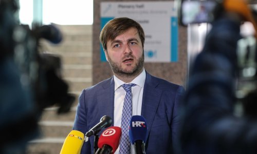 Ćorić ne želi reći tko mu je otkrio sadržaj poruka: Pretjerao sam, ovo se više neće ponoviti, ali ni novinar nije bio korektan