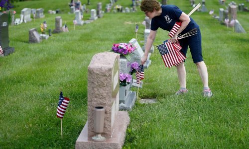 Više od AIDS-a i ratova: Koronavirus ubio više od 100.000 ljudi u SAD-u