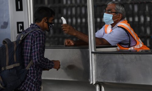 U Indiji rekordna 7964 slučaja novozaraženih u jednom danu