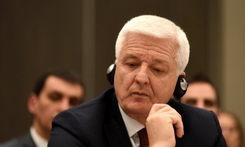 Marković skinuo masku i priopćio: Crna Gora 1. lipnja otvara granice
