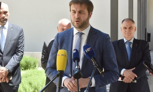 Ćorić: Memorandum između Ine i Janafa ne ugorožava državne interese, transformacija sisačke rafinerije je odlična