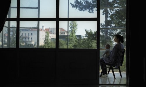 Strana majčinstva koja izaziva nelagodu: 'Nove samoće' Jelene Blagović