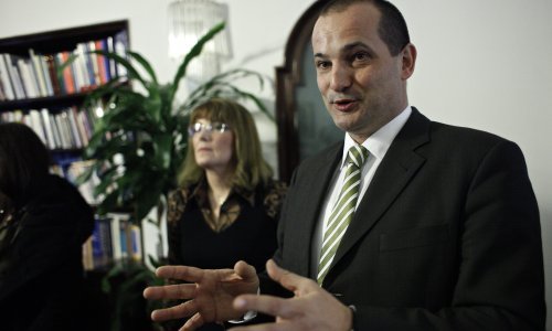 'Nije pravedno da najbolji student ne može naći posao zbog trave'