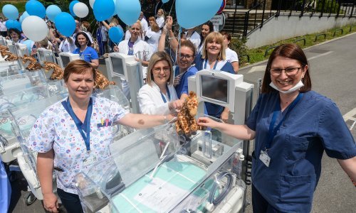 Navijači Dinama u Petrovu bolnicu dopremili 11 inkubatora