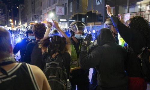 Amerika pred opasnim scenarijem: Što se zapravo događa i što je razlika u odnosu na ranije rasno motivirane nerede